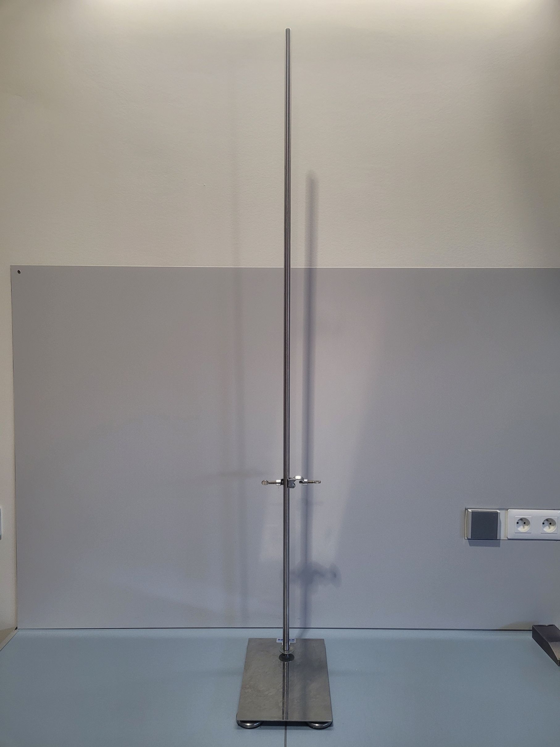 Laboratory stand diameter 15mm height 148cm