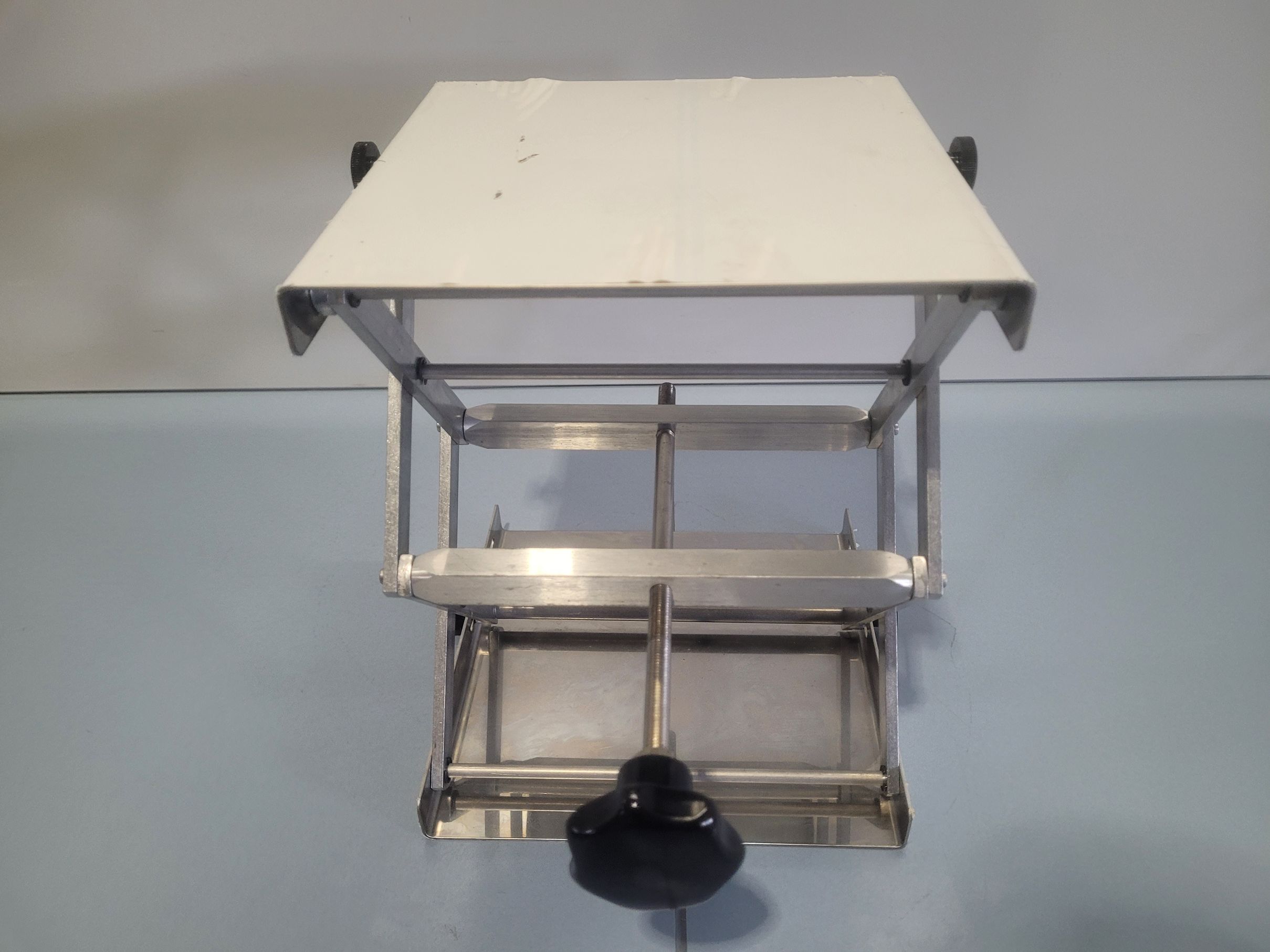 USBECK Aluminum Spindle Lift 20 x 20 cm