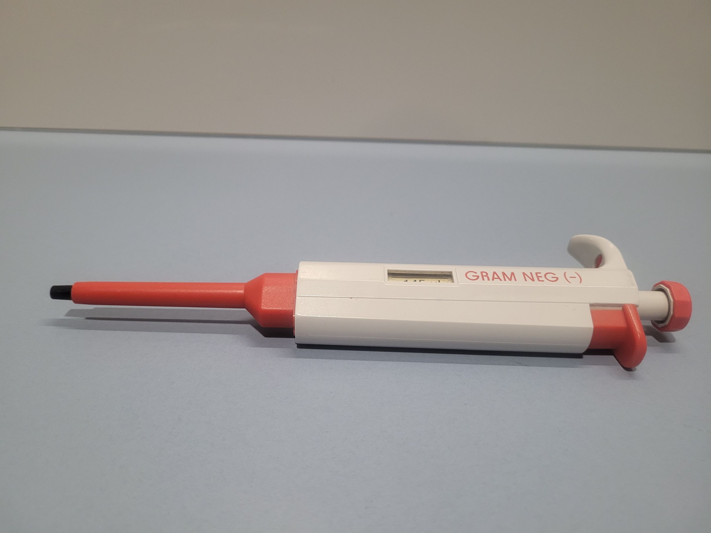 BIOMERIEUX V1221 GRAM NEG (-) 145 µl laboratory pipette