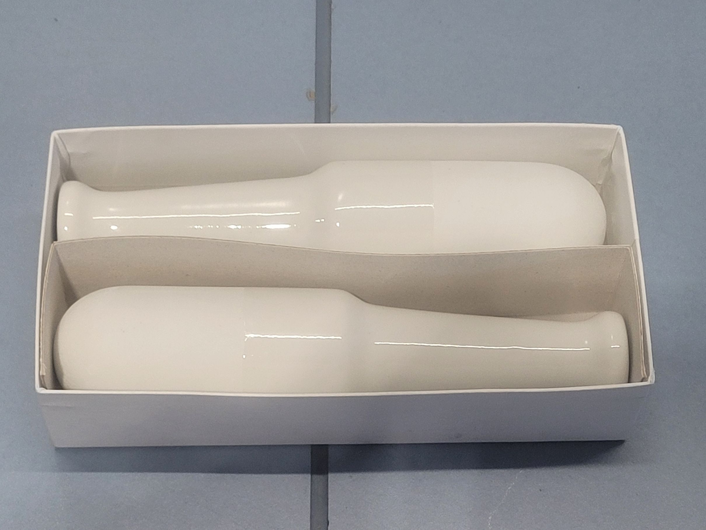Porcelain pestle French shape JIPO