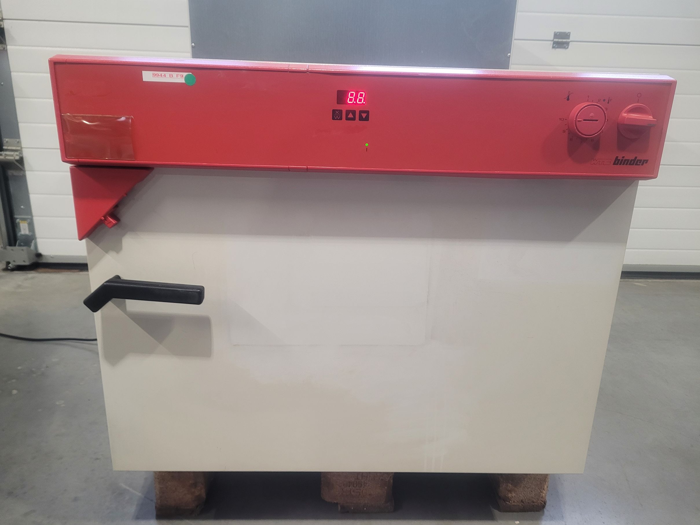 BINDER BD-115 incubator / drying oven with forced convection 100°C