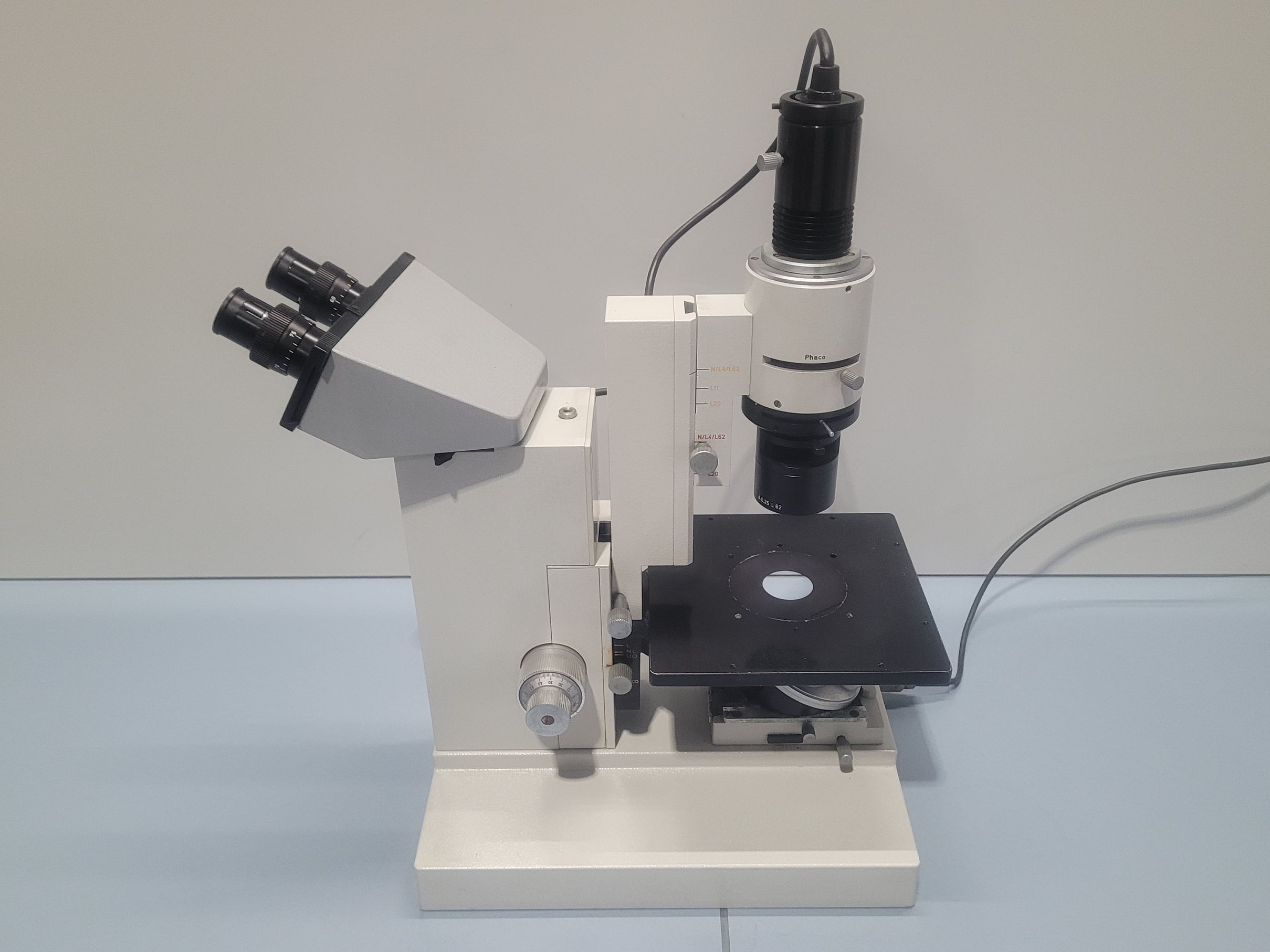 Leitz Diavert Inverted Microscope for Spare Parts