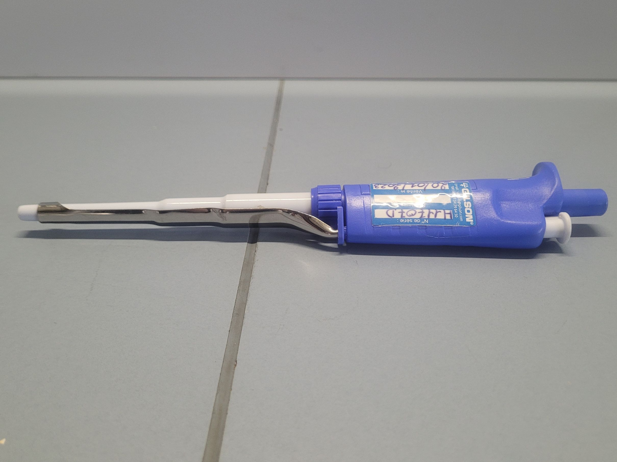 GILSON PIPETMAN F Fixed 500µl laboratory pipette