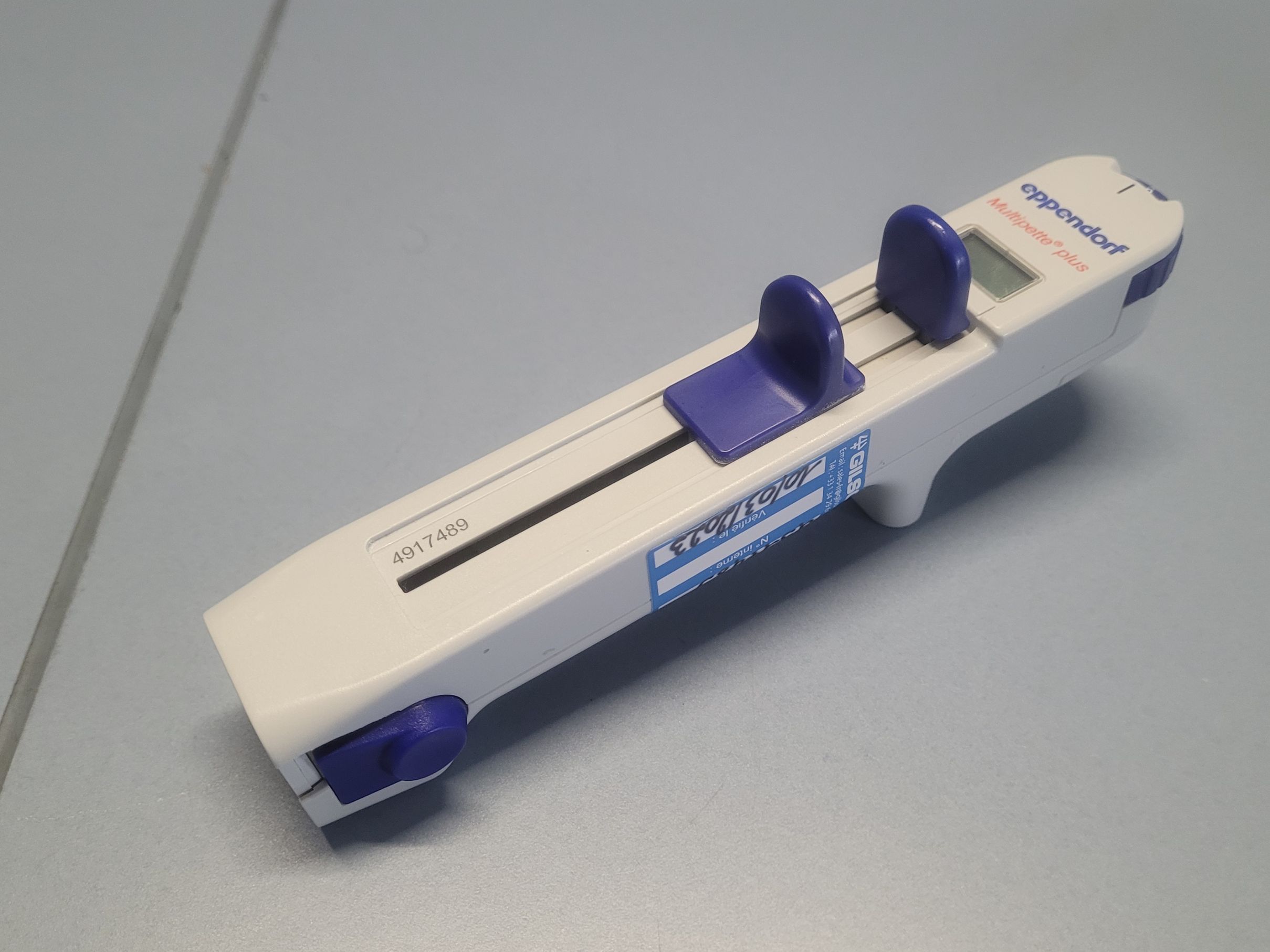Repeater Plus / Multipette Plus EPPENDORF 1µl a 10 ml