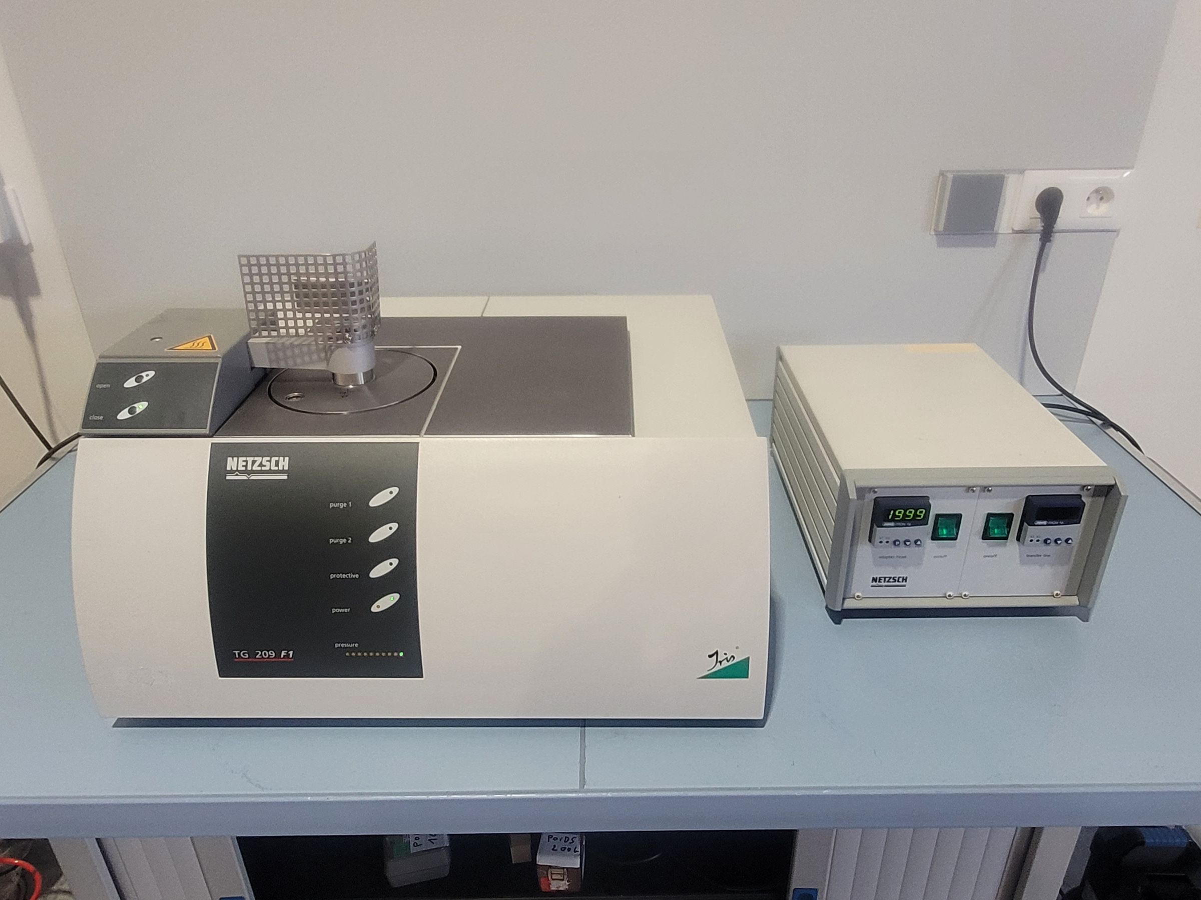 NETZSCH TG 209 F1 Iris Thermo-Microbalance - Thermogravimetric Analysis