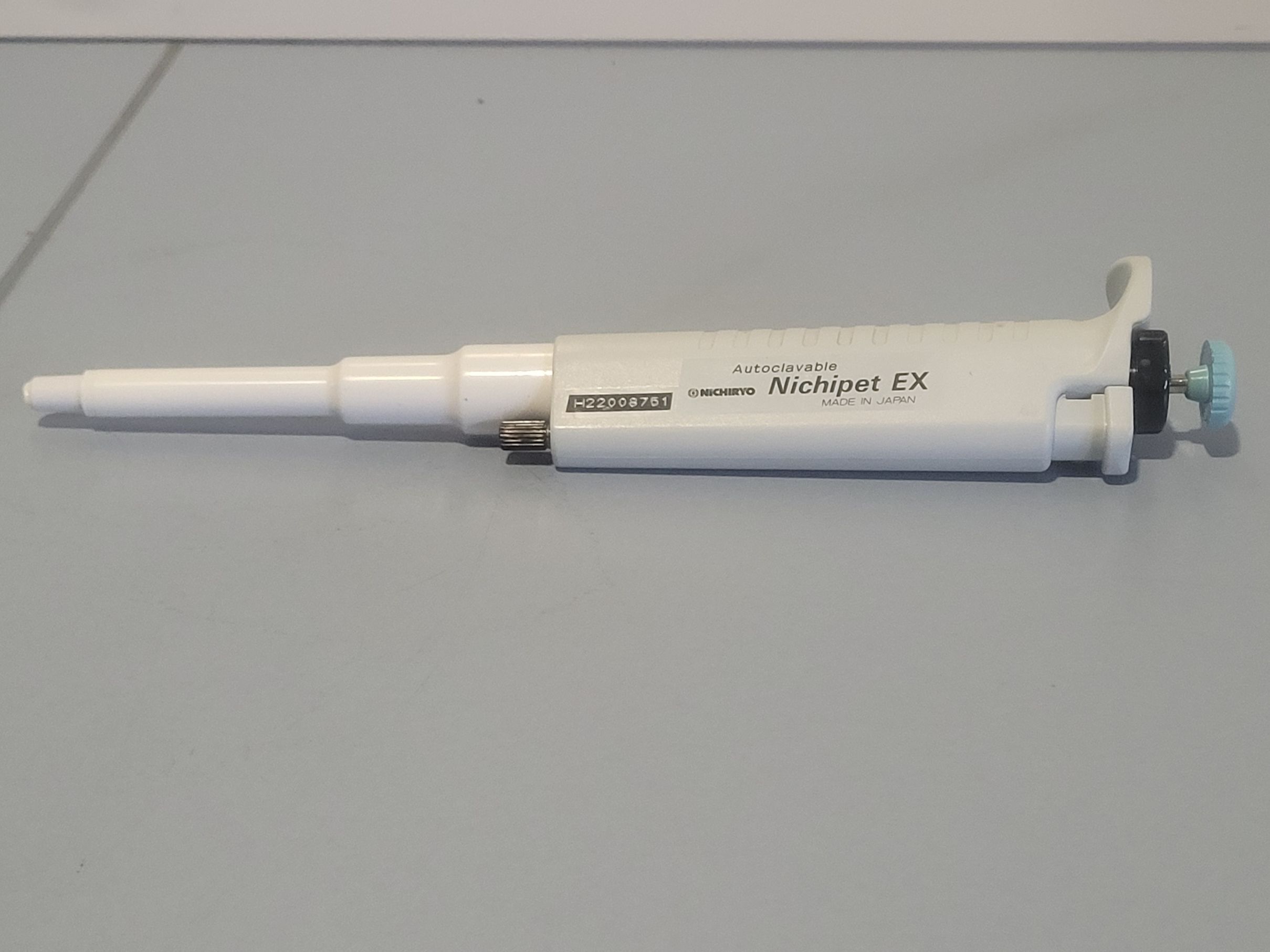 NICHIRYO Laboratory Pipette, 100-1000µL