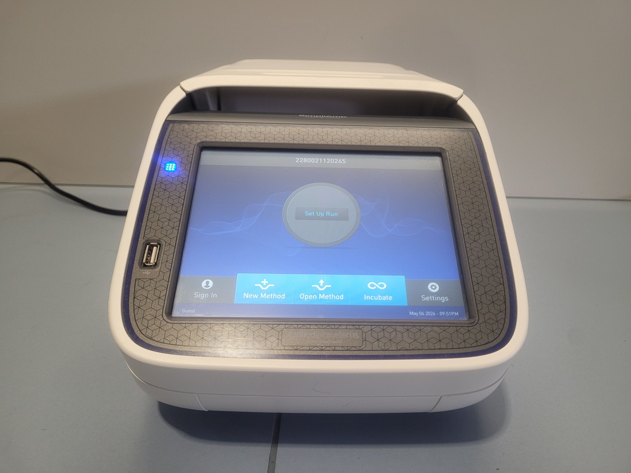 Applied Biosystems Thermo Fisher Scientific SimpliAmp IS VERIFLOW Thermal Cycler