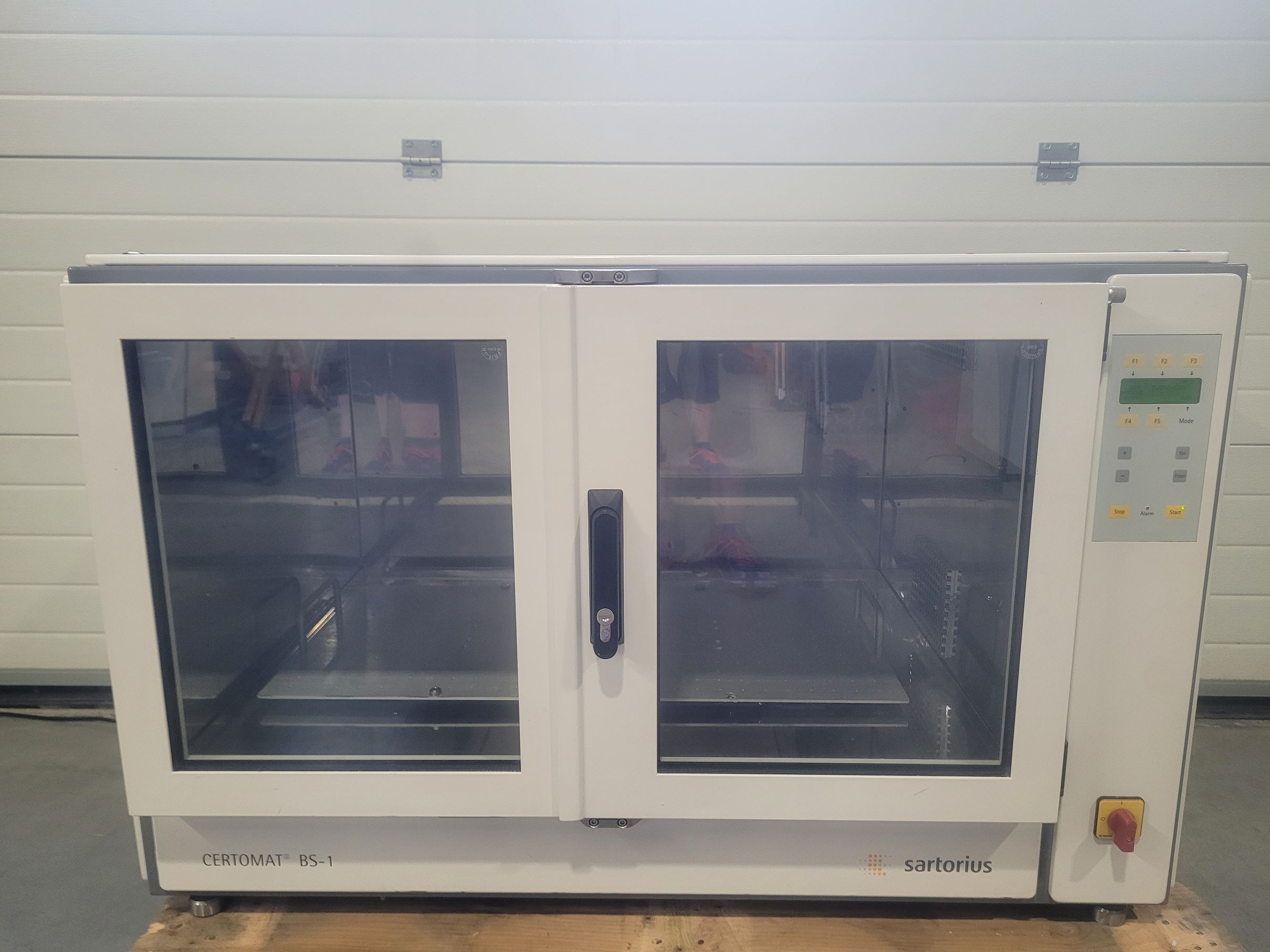 Sartorius Certomat BS-1 50 mm Heated and Refrigerated Orbital Shaker/Incubator