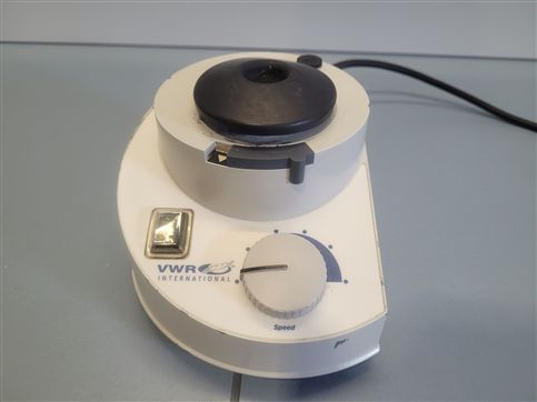 VWR vortex mixer
