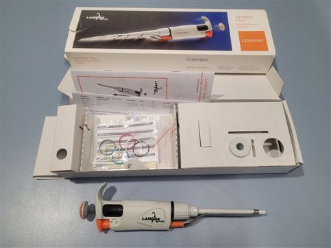 CORNING Lambda Plus 200 adjustable single-channel pipettor