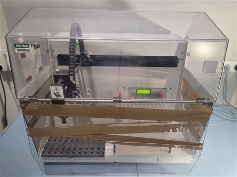 Bio-Rad Phd System laboratory analyzer for parts