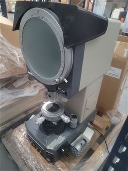 NIKON Profile projector V-12