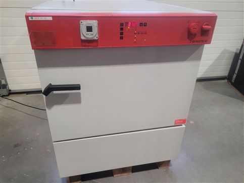 BINDER KB-115 refrigerated incubator / drying oven with forced convection 100°C