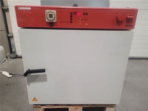 BINDER KB-115 refrigerated incubator / drying oven with forced convection 100°C