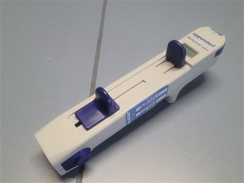 Repeater Plus / Multipette Plus EPPENDORF 1µl a 10 ml