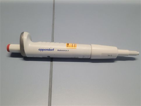 Single-channel pipette EPPENDORF Reference 2, fixed volume 2 ml