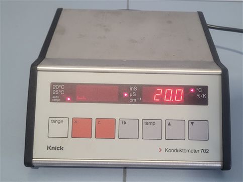 Knick Laboratory Conductivity Meter 702