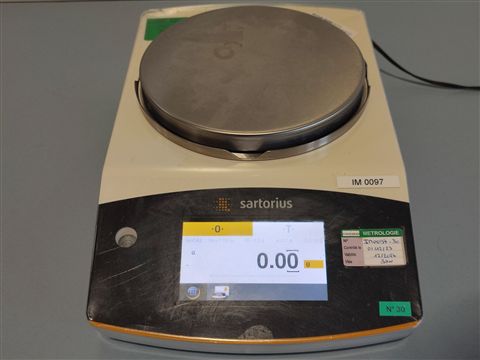 SARTORIUS QUINTIX 1102 1CFR Precision Balance 1100g / 0.01g