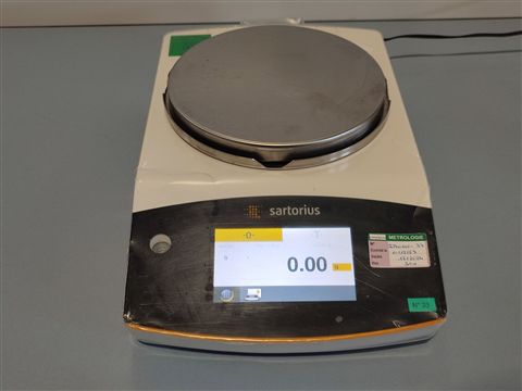 SARTORIUS QUINTIX 1102 1CFR Precision Balance 1100g / 0.01g