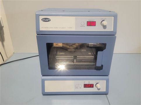STUART SI505 Incubator Shaker for Microplates