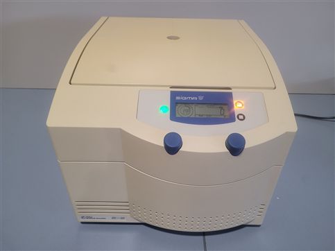 SIGMA 2-6 centrifuge with rotor 11030