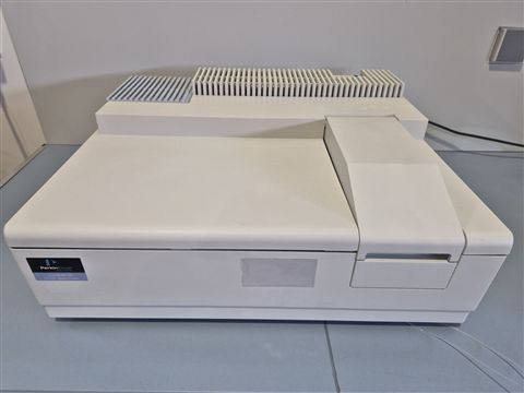 Perkin Elmer Lambda 35 UV/Vis Spectrometer